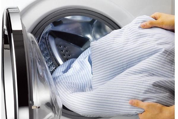 Hướng dẫn cách giặt quần áo bằng máy giặt Sanyo đơn giản nhất