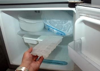 Tủ lạnh bị vấn đề ở ngăn làm đá